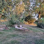 La Bougainvilliere