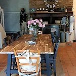 La Bougainvilliere Guest house 4*