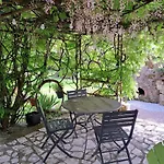 Guest house La Bougainvilliere Cours (Deux-Sevres)