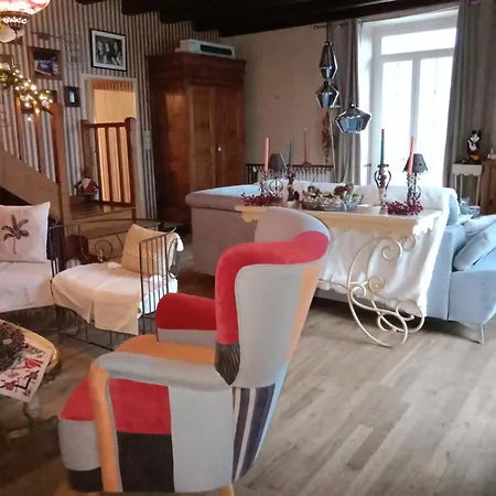 Maison De Charme 10 Personnes Cours (Deux-Sevres)